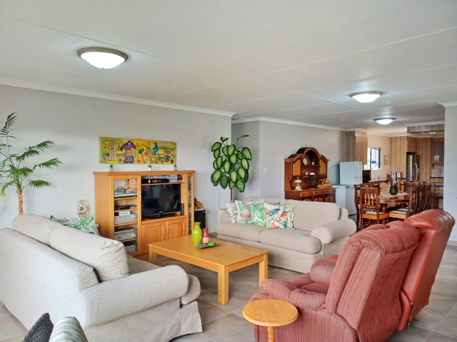 3 Bedroom Property for Sale in Reebok Western Cape